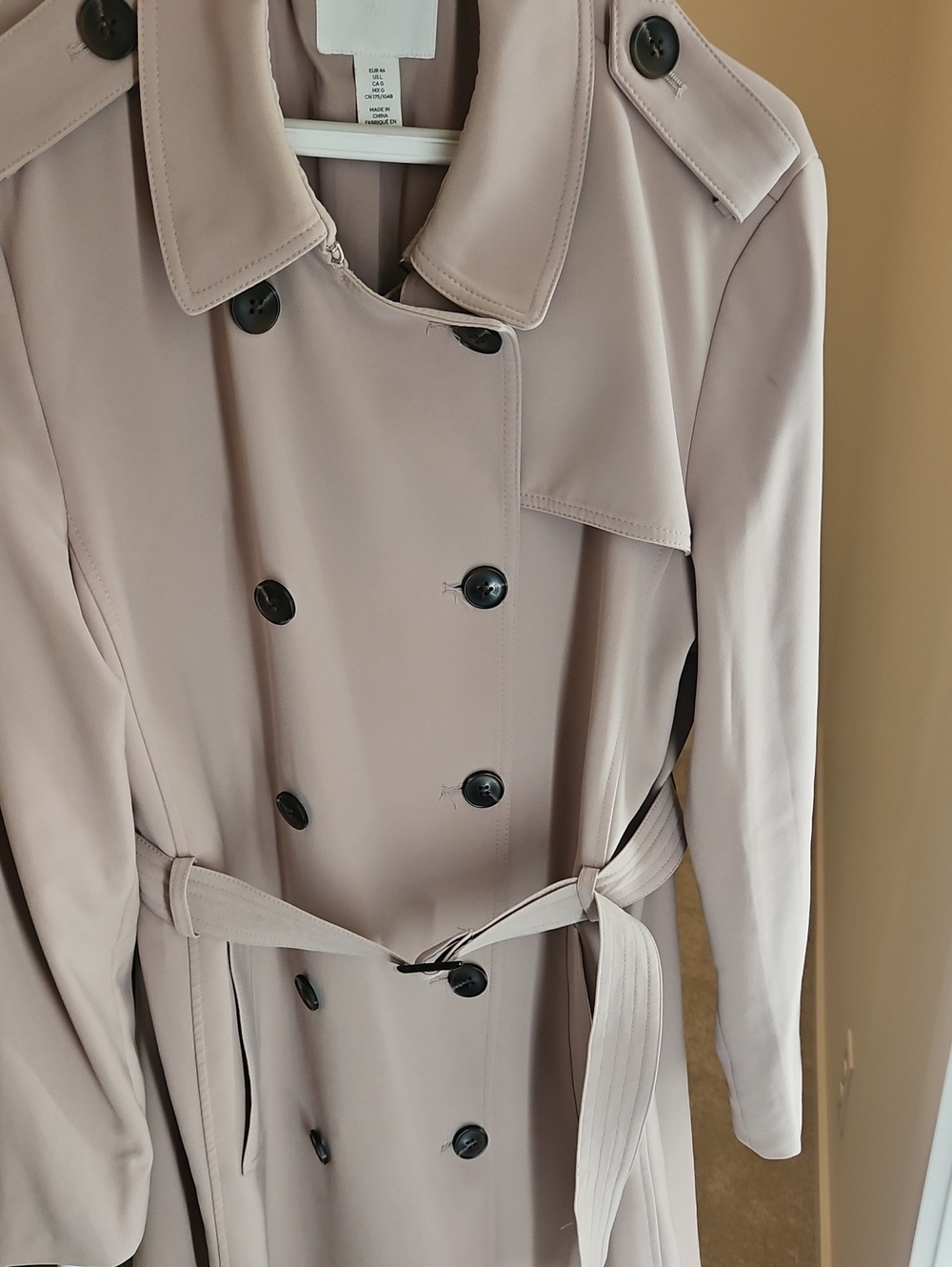 H&M Classic Double-Breasted Trench Coat in Light Taupe